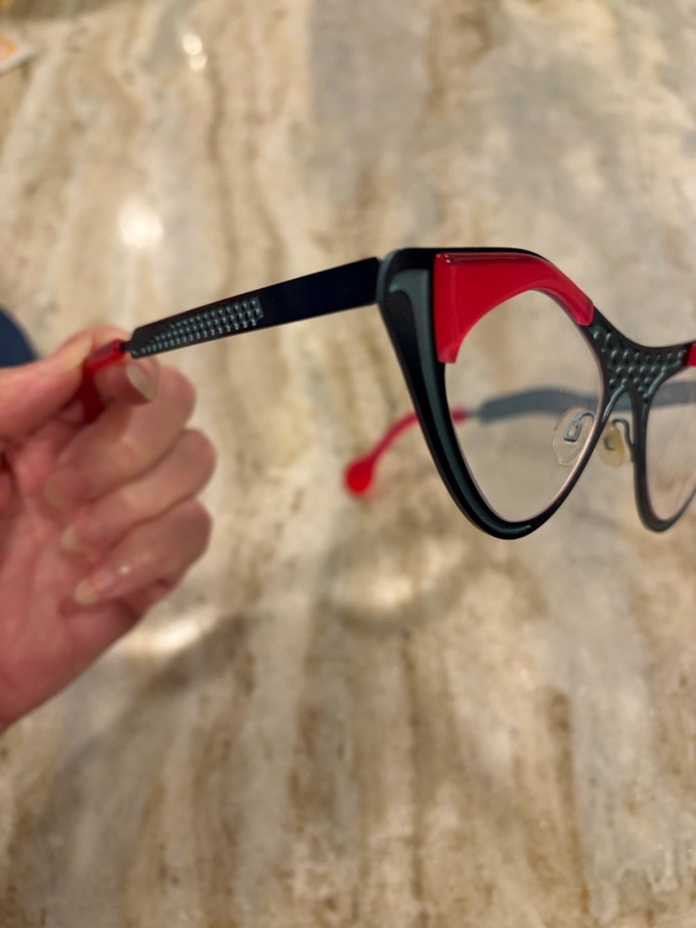 Theo Cat-Eye Eyeglasses Frame in Black & Red model Liz with branded case - Picture 4 of 7